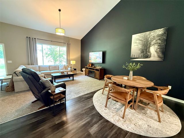 597 Spring Crest Lane, Waukee, IA 50263