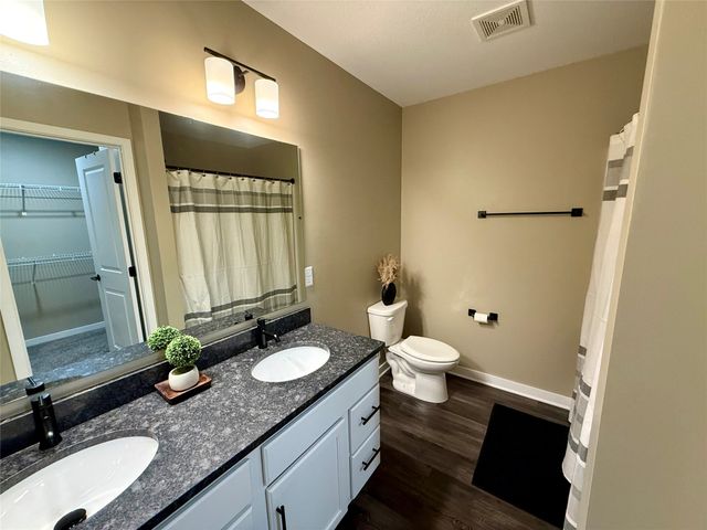 597 Spring Crest Lane, Waukee, IA 50263