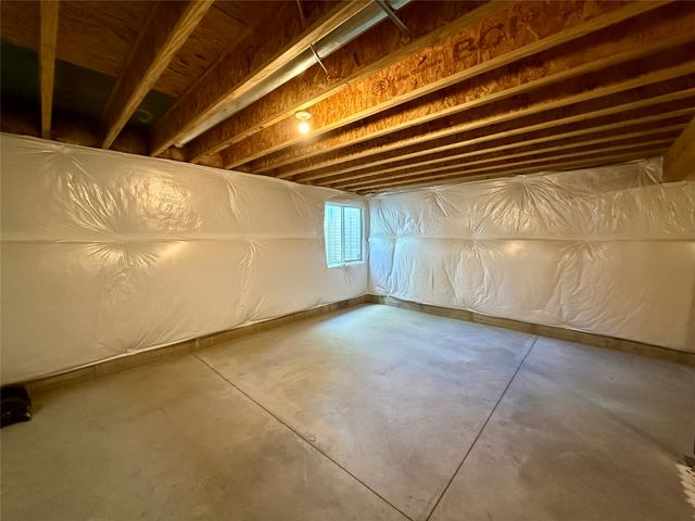 597 Spring Crest Lane, Waukee, IA 50263