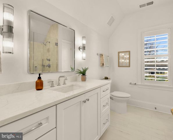 9117 REDWOOD AVE, Bethesda, MD 20817