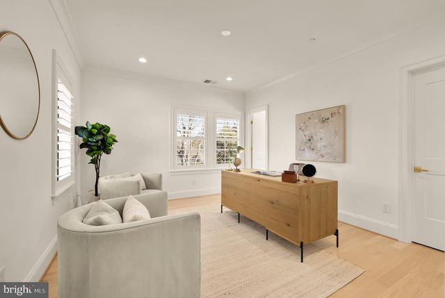 9117 REDWOOD AVE, Bethesda, MD 20817