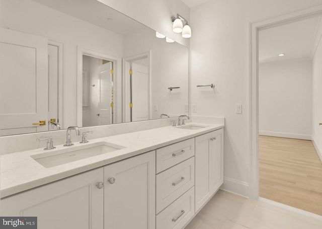 9117 REDWOOD AVE, Bethesda, MD 20817