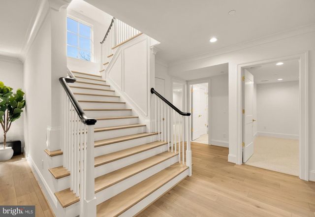 9117 REDWOOD AVE, Bethesda, MD 20817