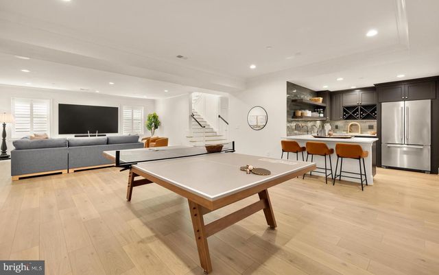 9117 REDWOOD AVE, Bethesda, MD 20817