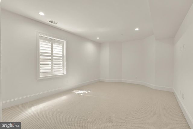 9117 REDWOOD AVE, Bethesda, MD 20817