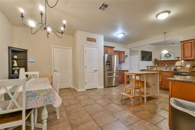 5651 Old Town Street, Newalla, OK 74857