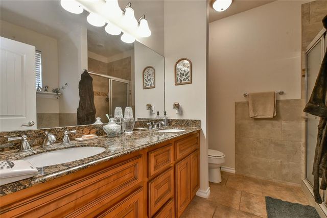 5651 Old Town Street, Newalla, OK 74857