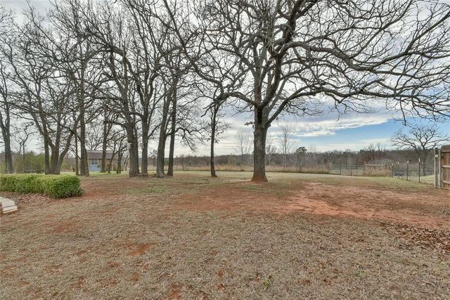 5651 Old Town Street, Newalla, OK 74857