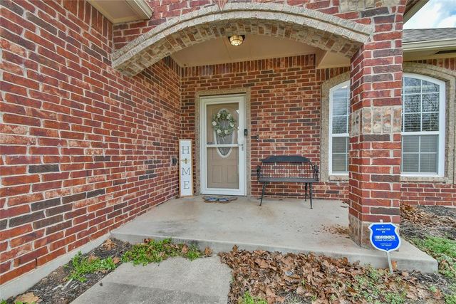 5651 Old Town Street, Newalla, OK 74857