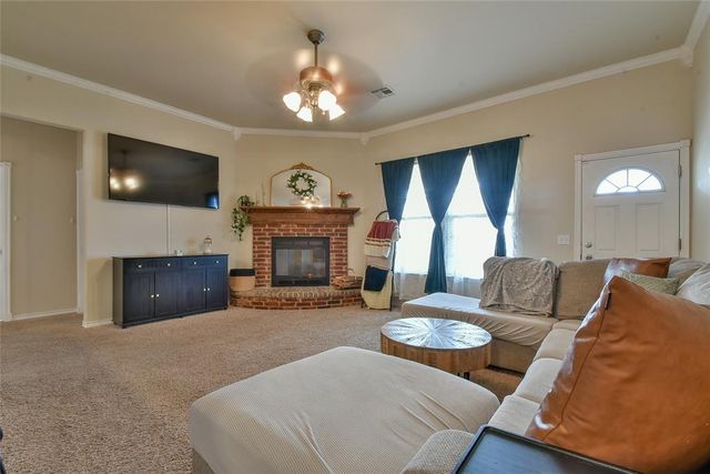 5651 Old Town Street, Newalla, OK 74857