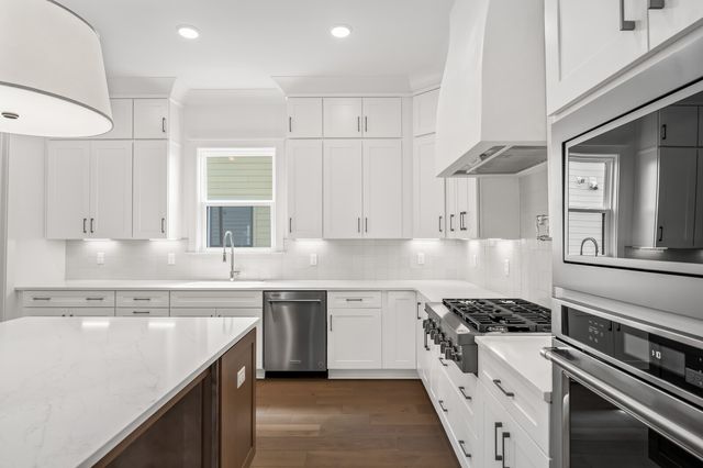 3981 Kathie Dr, Thompsons Station, TN 37179