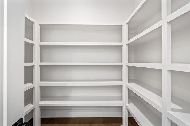 3981 Kathie Dr, Thompsons Station, TN 37179