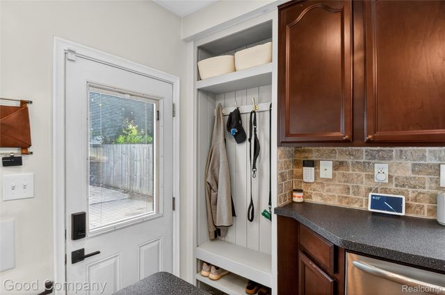1818 Rowland Avenue, Royal Oak, MI 48067