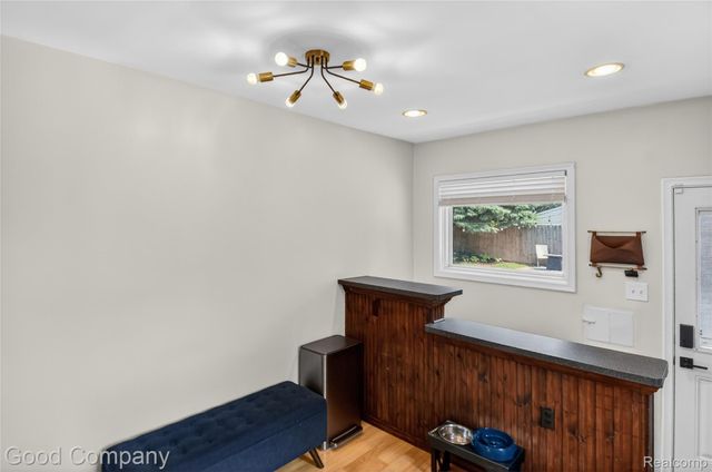 1818 Rowland Avenue, Royal Oak, MI 48067