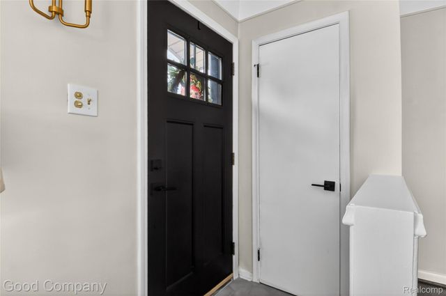 1818 Rowland Avenue, Royal Oak, MI 48067