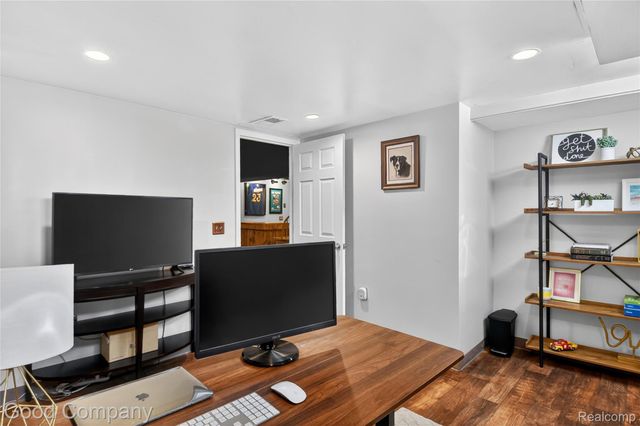 1818 Rowland Avenue, Royal Oak, MI 48067