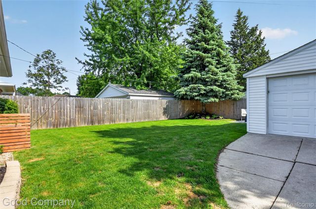 1818 Rowland Avenue, Royal Oak, MI 48067