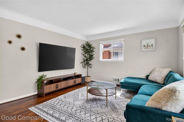 1818 Rowland Avenue, Royal Oak, MI 48067