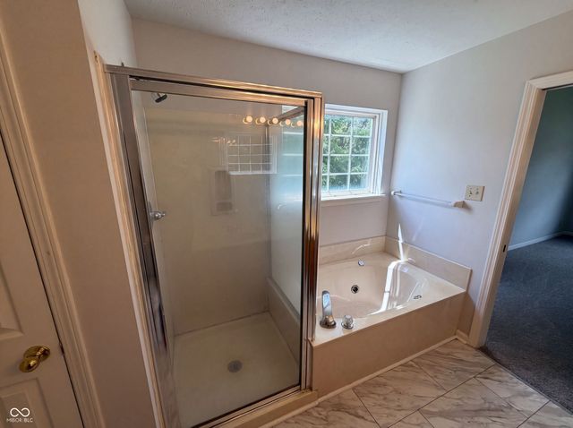3502 Waterstone Drive, Indianapolis, IN 46268