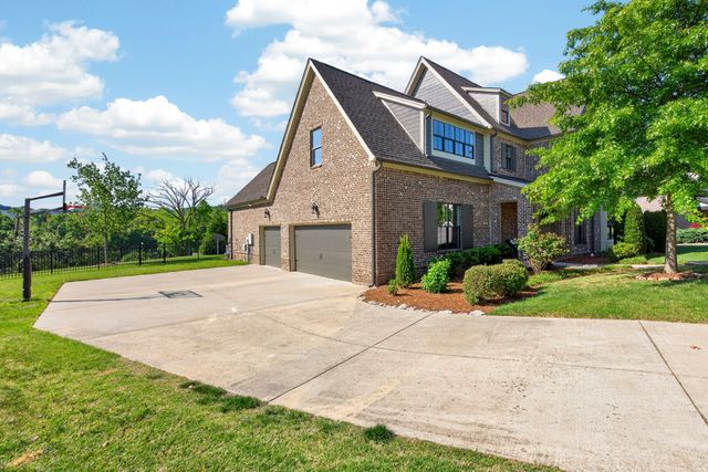 929 Hornsby Dr, Franklin, TN 37064