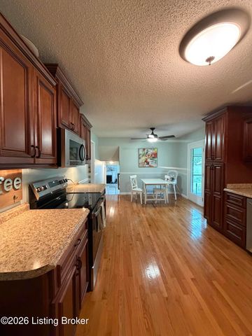 904 Tyler Cir, Elizabethtown, KY 42701