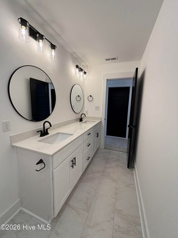 1941 Kimball Drive, Greenville, NC 27834