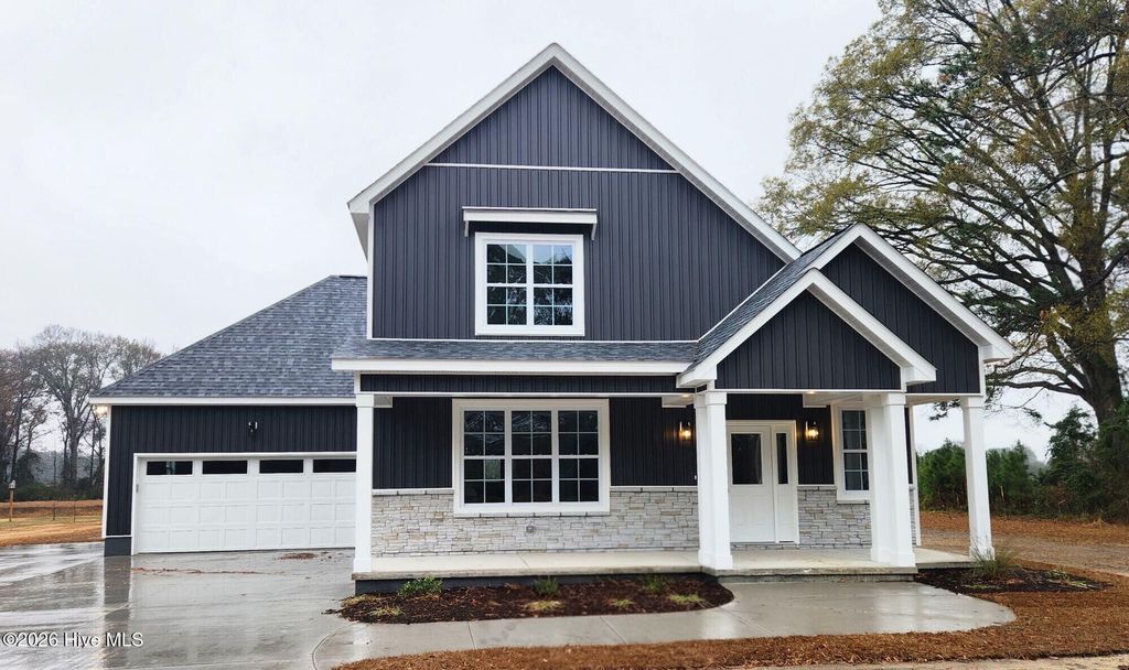 1941 Kimball Drive, Greenville, NC 27834