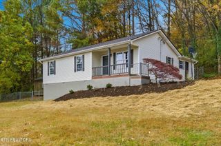 1212 Karnes Ave, Knoxville, TN 37917