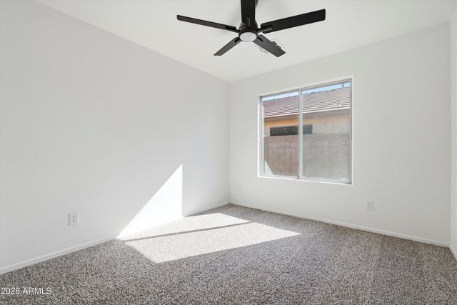 2272 W GOLD DUST Avenue, San Tan Valley, AZ 85144