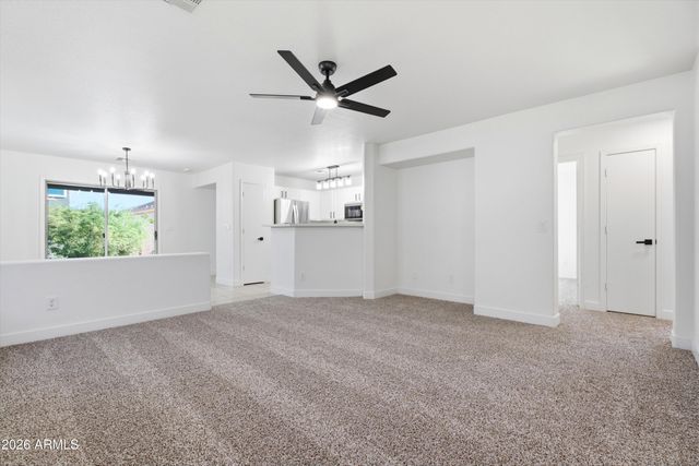 2272 W GOLD DUST Avenue, San Tan Valley, AZ 85144