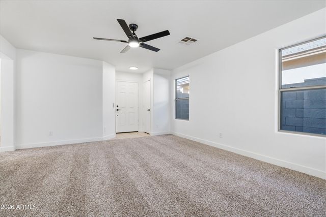 2272 W GOLD DUST Avenue, San Tan Valley, AZ 85144