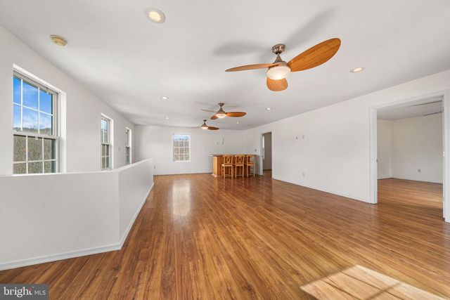 2420 PRICES DISTILLERY RD, Clarksburg, MD 20871