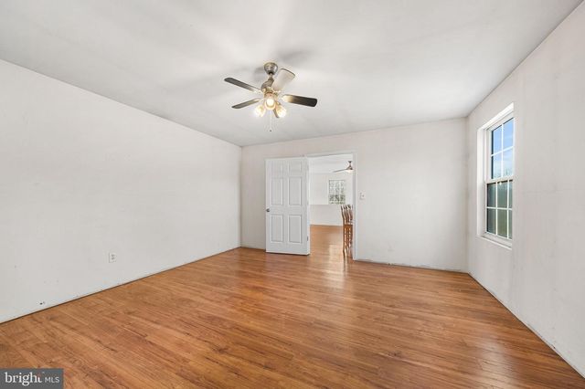 2420 PRICES DISTILLERY RD, Clarksburg, MD 20871