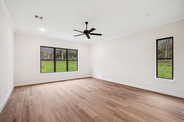 104 Dawn Court, Huntsville, TX 77340