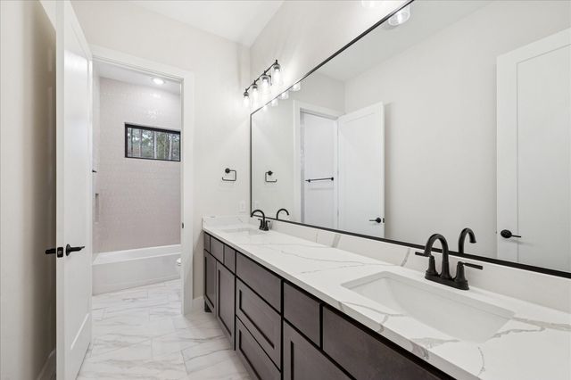 104 Dawn Court, Huntsville, TX 77340