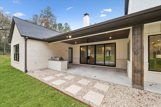 104 Dawn Court, Huntsville, TX 77340