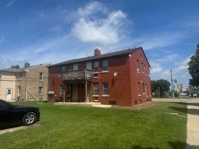 5605 W Capitol DRIVE, Milwaukee, WI 53216