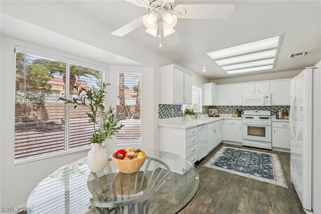 2817 Lotus Hill Drive, Las Vegas, NV 89134