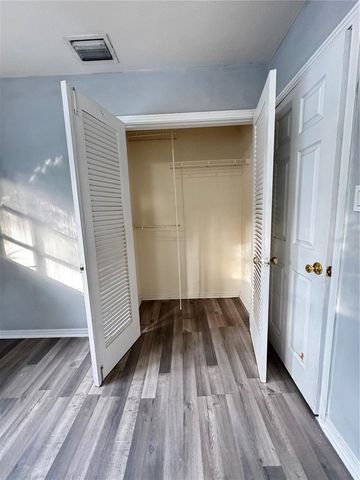 309 BELLE CLAIRE PLACE, Temple Terrace, FL 33617