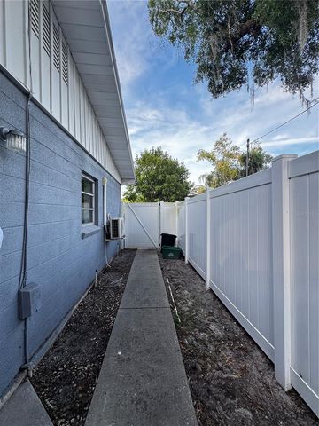 309 BELLE CLAIRE PLACE, Temple Terrace, FL 33617