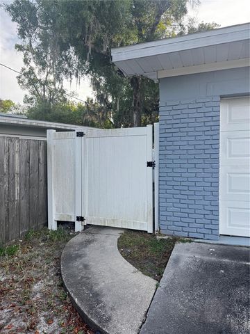 309 BELLE CLAIRE PLACE, Temple Terrace, FL 33617