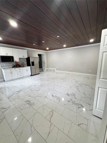 309 BELLE CLAIRE PLACE, Temple Terrace, FL 33617