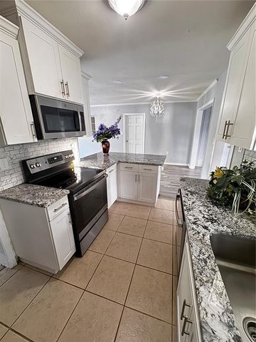 309 BELLE CLAIRE PLACE, Temple Terrace, FL 33617