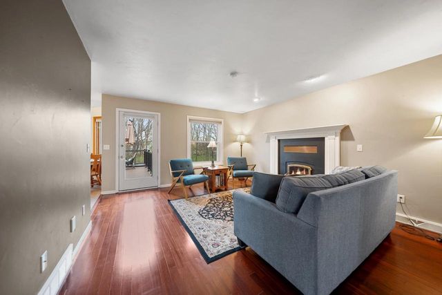 1968 EMERALD DRIVE, Green Bay, WI 54311