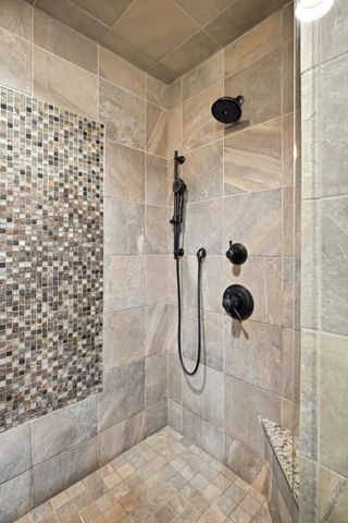 795 Morningside Court, Crown Point, IN 46307