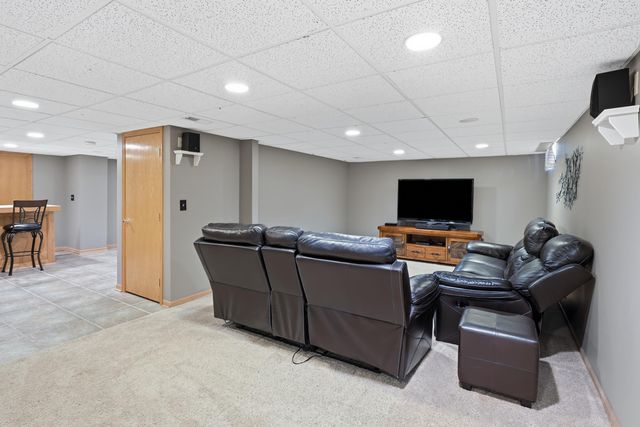 795 Morningside Court, Crown Point, IN 46307
