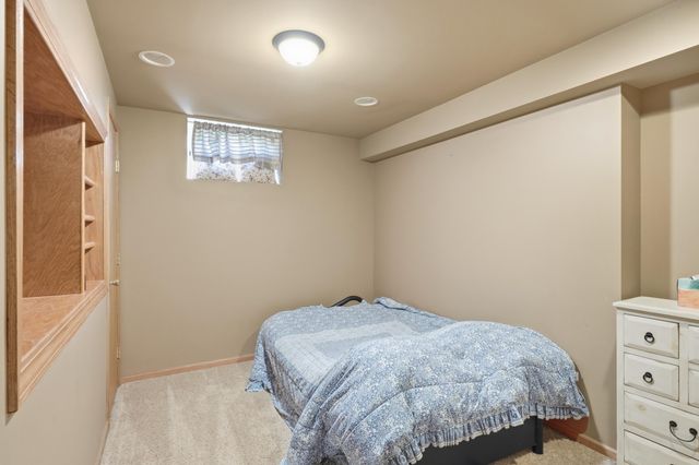 795 Morningside Court, Crown Point, IN 46307