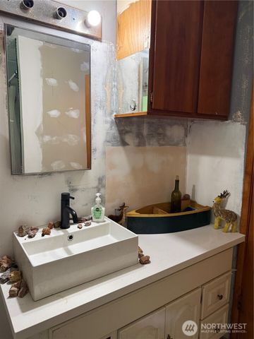 26605 108th Ave SE, Kent, WA 98030