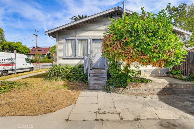 600 Raleigh, Glendale, CA 91205