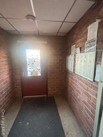 122-02 25th Road, Flushing, NY 11354